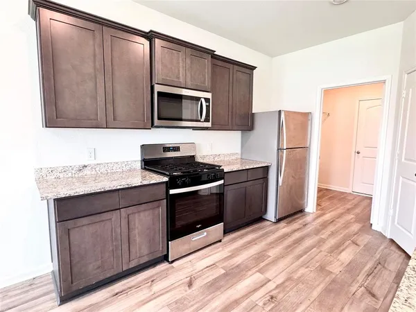 $2,195 | 2409 Stillwater Drive, Champaign, IL 61821