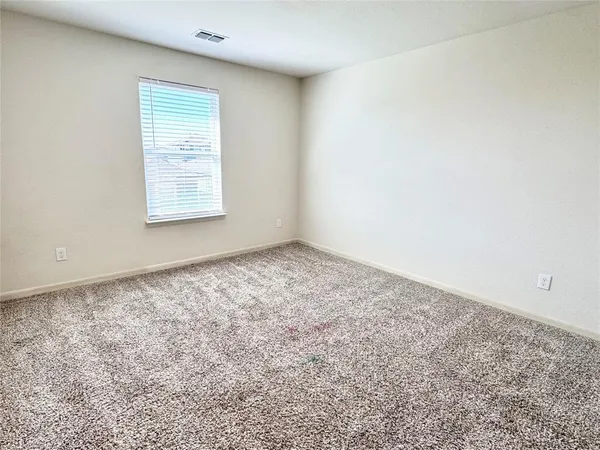 $2,195 | 2409 Stillwater Drive, Champaign, IL 61821