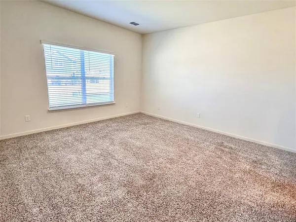 $2,195 | 2409 Stillwater Drive, Champaign, IL 61821