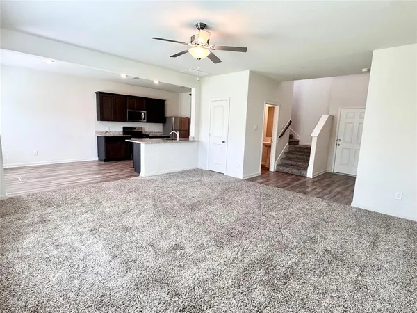 $2,195 | 2409 Stillwater Drive, Champaign, IL 61821