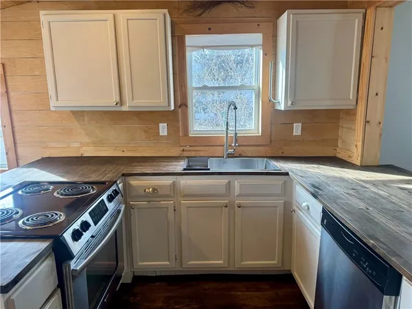 $124,900 | 214 East Cass Street, Drexel, MO 64742