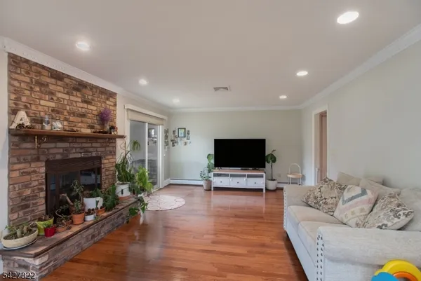 $3,800 | 113 Sunrise Drive, Gillette, NJ 07933