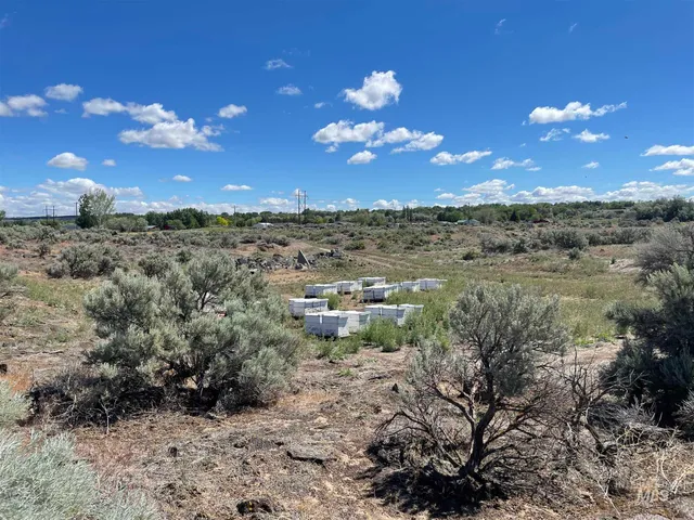 $70,000 | 2700 South 900 Street, Hagerman, ID 83332