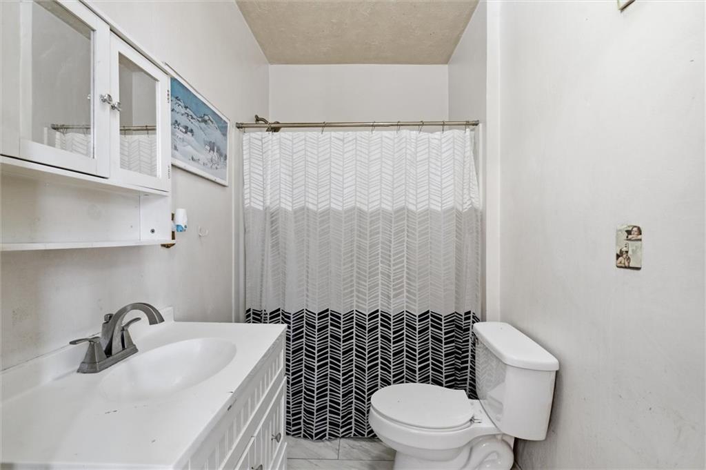 157 Freeport Road New Kensington, PA 15068 - Photo 12 of 40