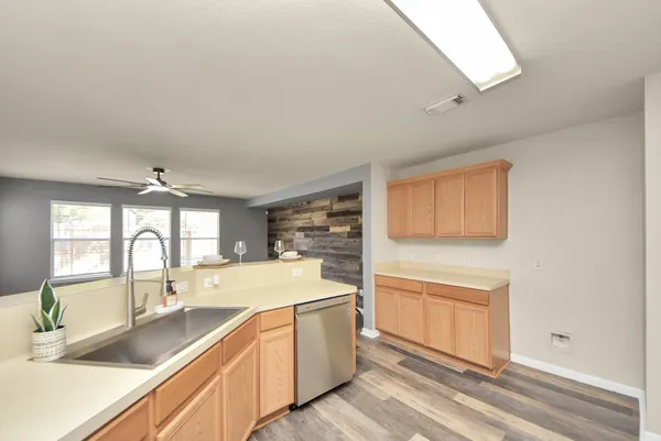 $319,900 | 19730 Moose Cove Court, Tomball, TX 77375