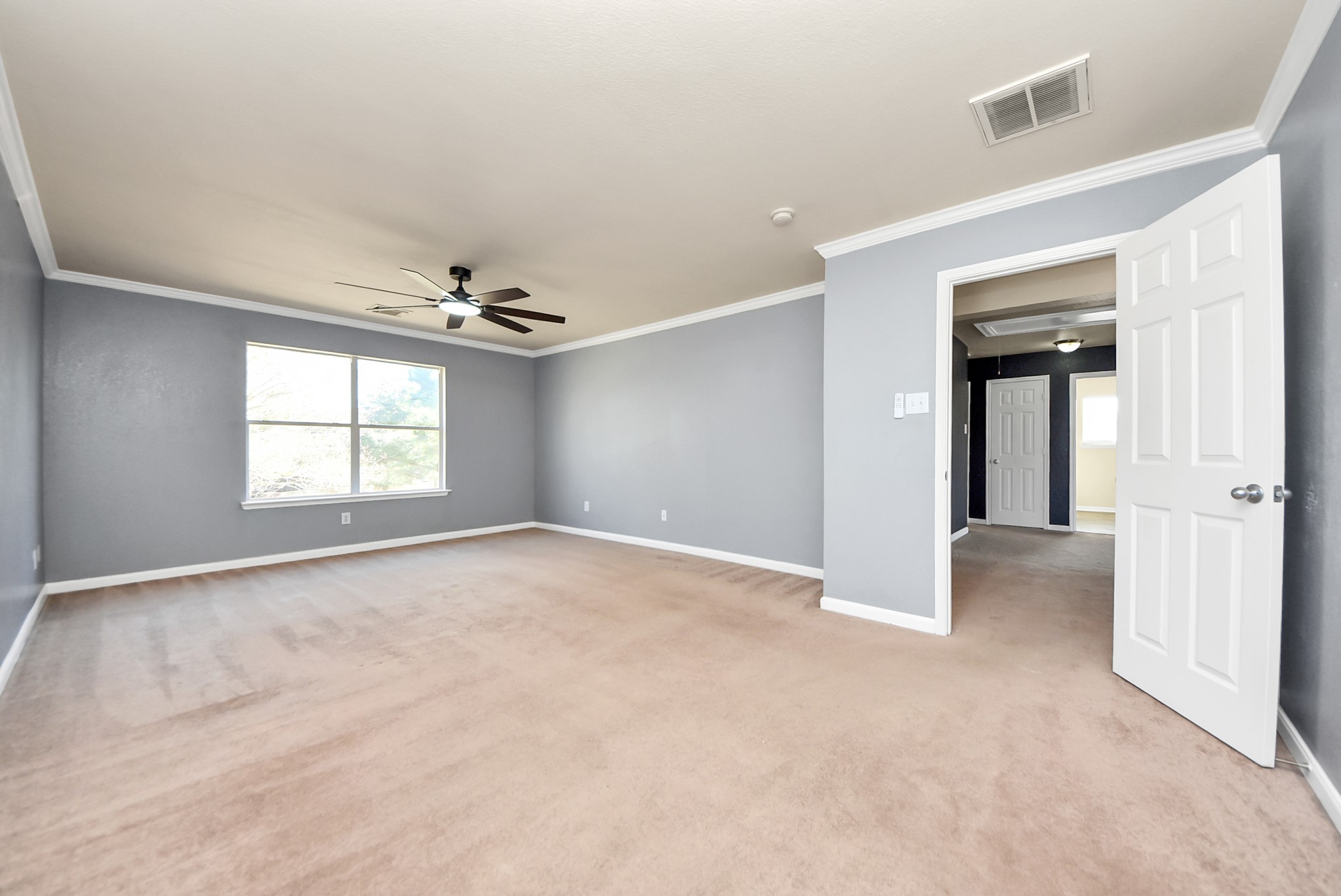 19730 Moose Cove Court Tomball, TX 77375 - Photo 19 of 38 Primary Bedroom