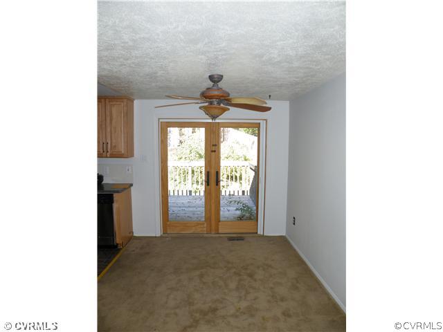 9106 Pepperidge Road Richmond, VA 23236 - Photo 4 of 10 Dining Room