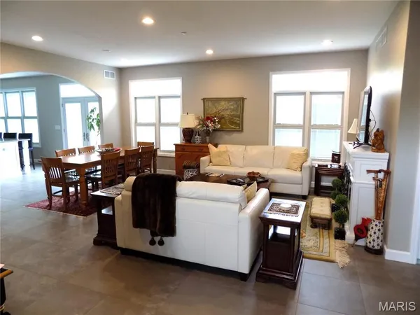 $698,500 | 1011 Carriage Lane, Rolla, MO 65401