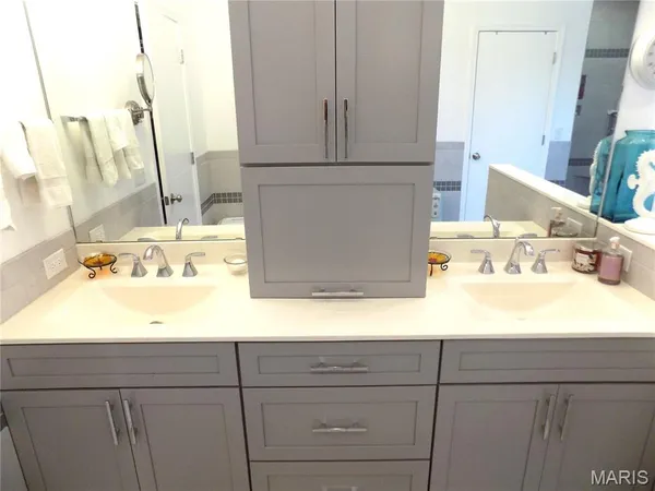 $698,500 | 1011 Carriage Lane, Rolla, MO 65401