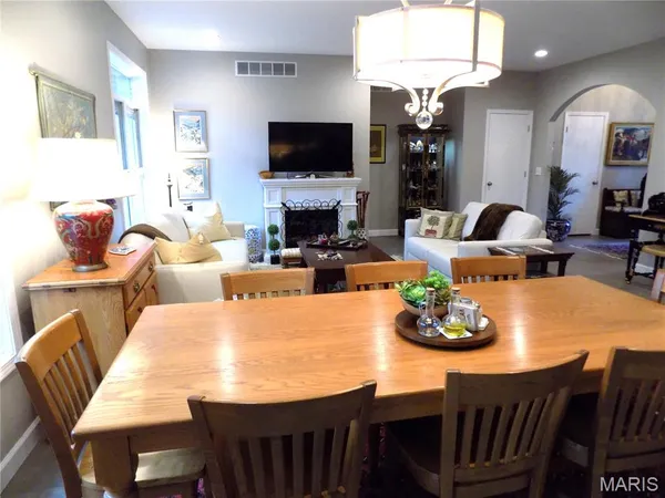 $698,500 | 1011 Carriage Lane, Rolla, MO 65401