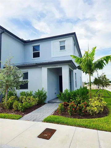 a front view of house with yard