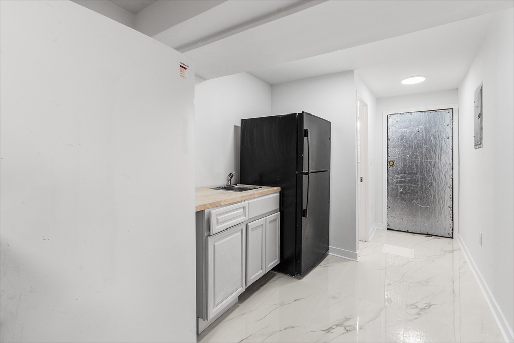 15 Fensmere Road Boston, MA 02132 - Photo 25 of 31