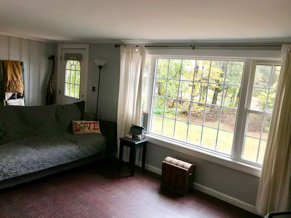 27 Whalom Road Lunenburg, MA 01462 - Photo 12 of 14 Gallery Image 12