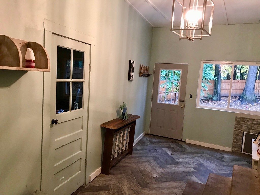 27 Whalom Road Lunenburg, MA 01462 - Photo 3 of 14 Gallery Image 3