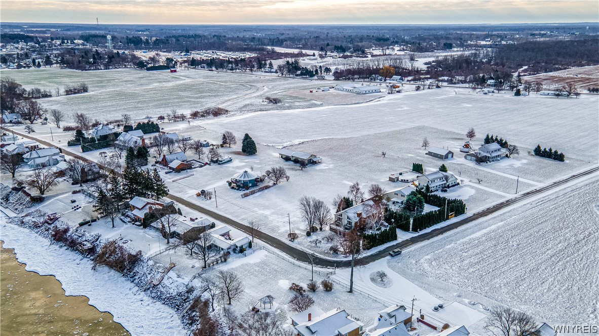 5576 W Bluff Newfane, NY 14126 - Photo 11 of 15