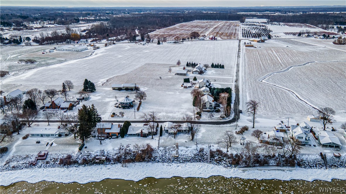 5576 W Bluff Newfane, NY 14126 - Photo 9 of 15