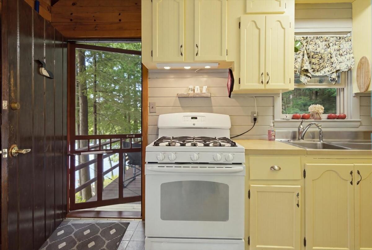 81 Fire Rd P-7 Winthrop, ME 04364 - Photo 19 of 105 064-02_Kitchen 04