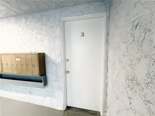 $1,395 | 12926 Doty Avenue, Unit 3, Hawthorne, CA 90250