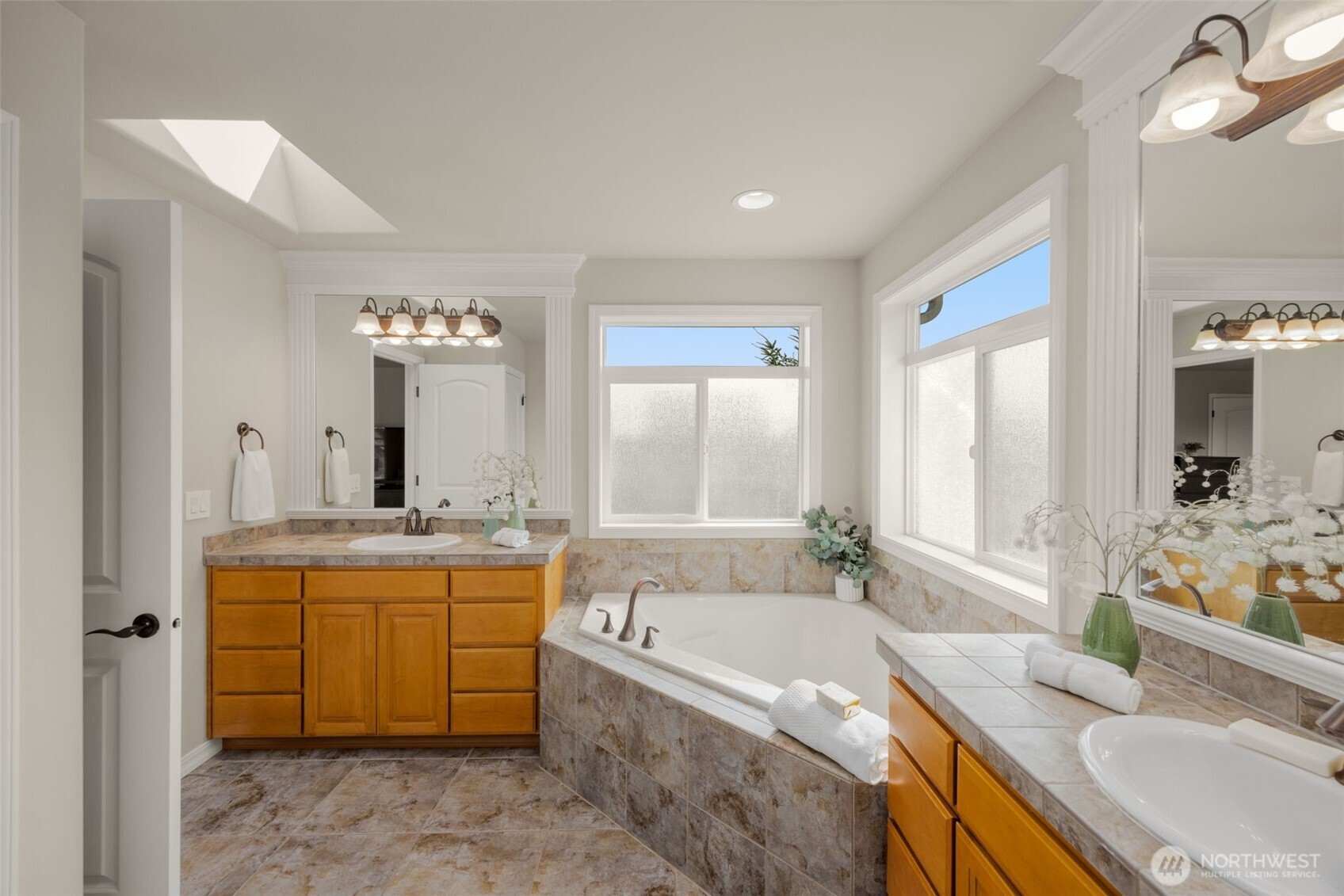 4004 215th Street Southeast Bothell, WA 98021 - Photo 24 of 38 Gallery Image 24