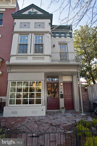 18 7th Street Northeast Washington, DC 20002 - Photo 27 of 27 a front view of a house with a yard