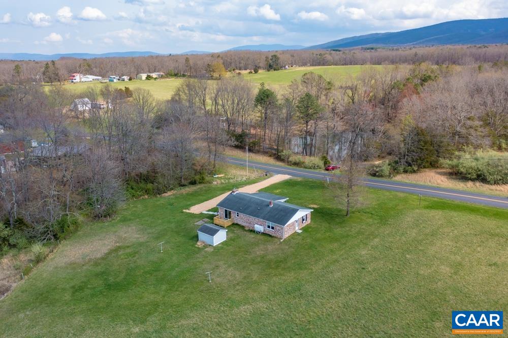 2119 Cold Springs Road Greenville, VA 24440 - Photo 4 of 24 Gallery Image 4