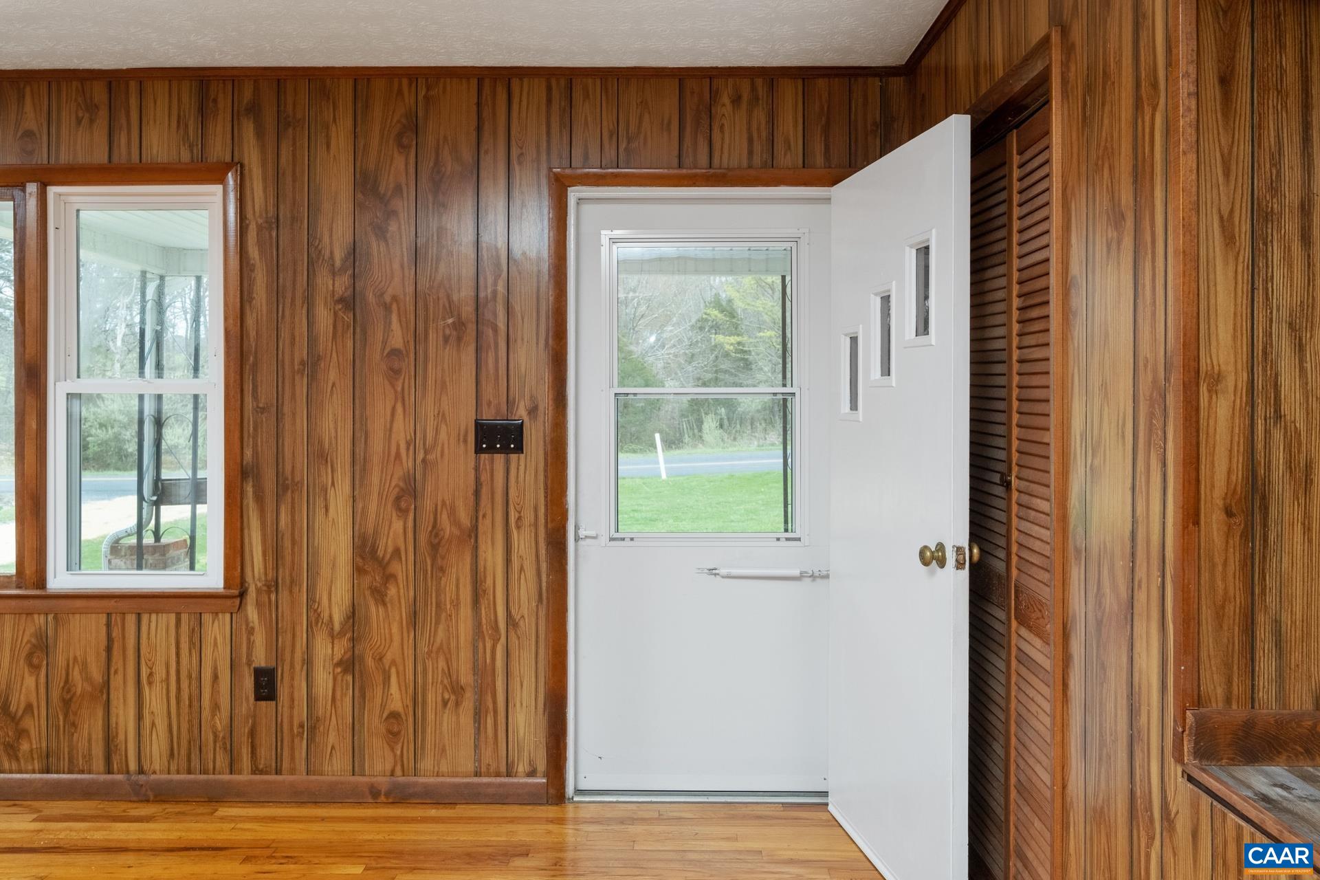 2119 Cold Springs Road Greenville, VA 24440 - Photo 9 of 24 Gallery Image 9