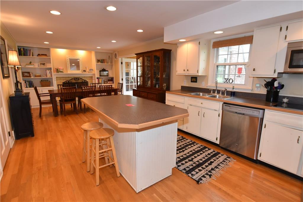 4030 North Riverside Drive Columbus, IN 47203 - Photo 11 of 26