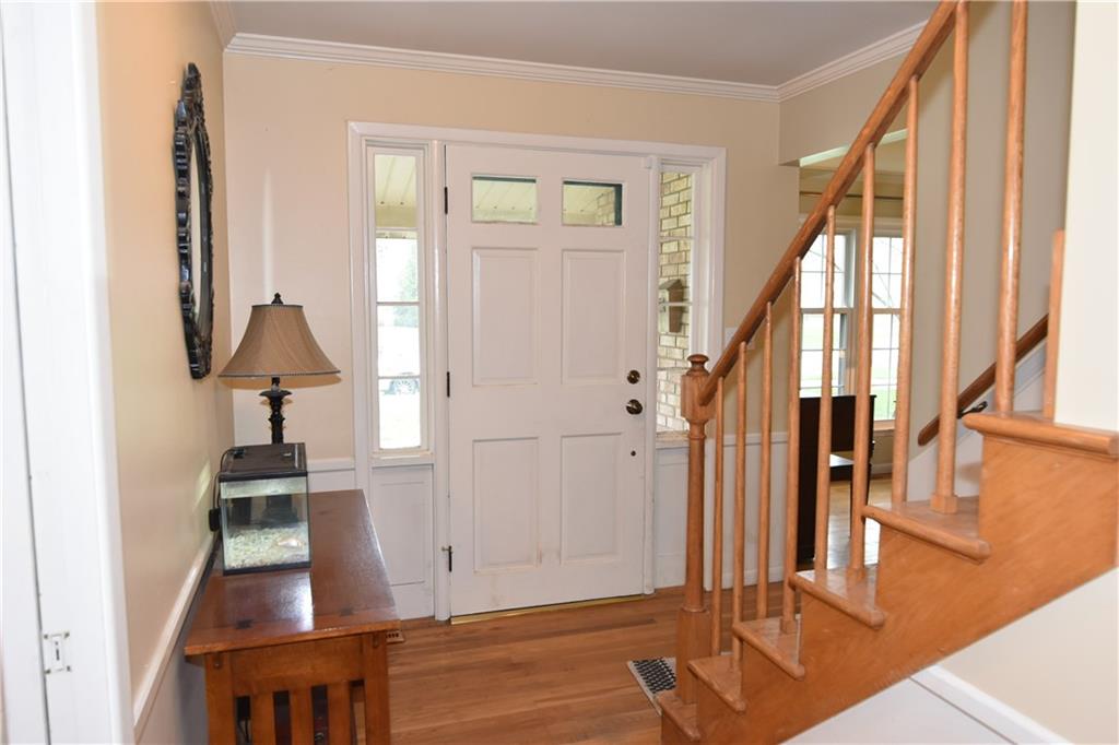 4030 North Riverside Drive Columbus, IN 47203 - Photo 3 of 26
