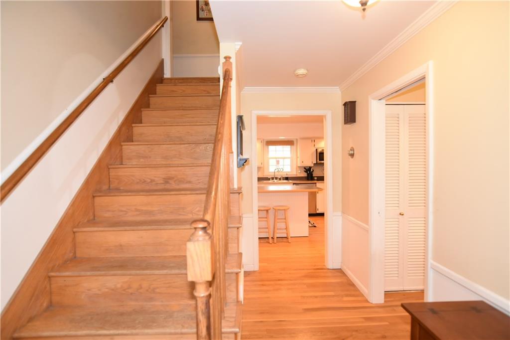 4030 North Riverside Drive Columbus, IN 47203 - Photo 4 of 26