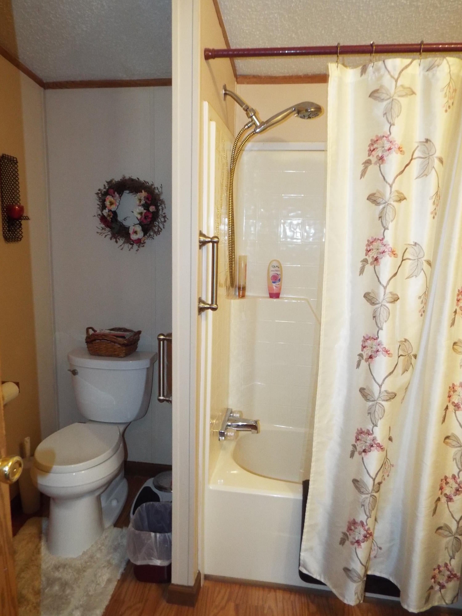 377 Sheppard Road Crawley, WV 24931 - Photo 9 of 14 Gallery Image 9