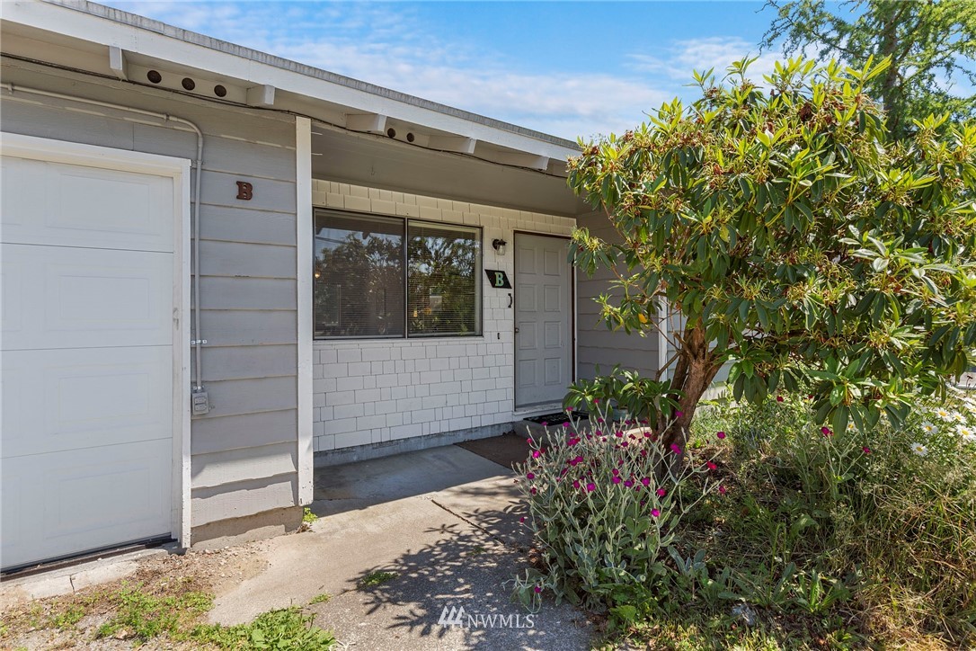 10693 District Line Road Burlington, WA 98233 - Photo 4 of 40 Gallery Image 4