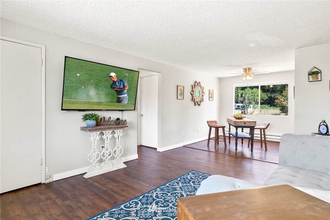 10693 District Line Road Burlington, WA 98233 - Photo 6 of 40 Gallery Image 6