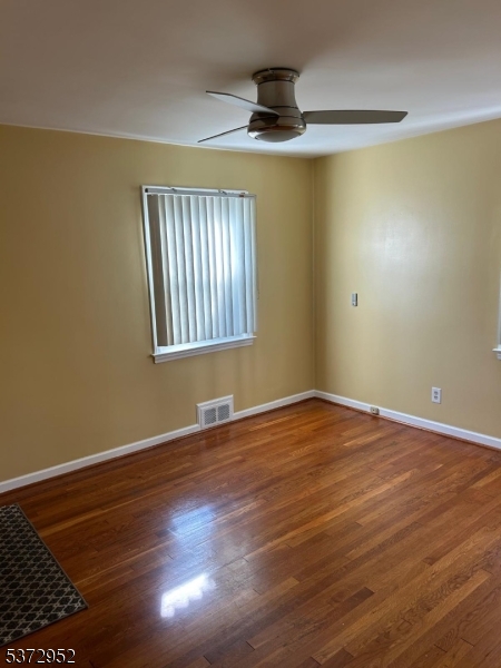 2253 Vauxhall Road Union, NJ 07083 - Photo 14 of 44