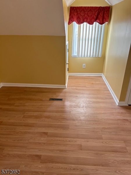 2253 Vauxhall Road Union, NJ 07083 - Photo 28 of 44