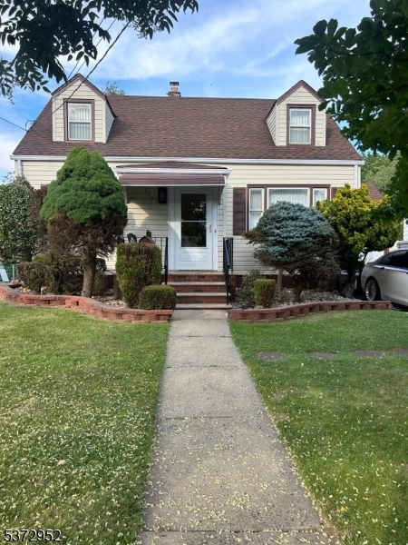 2253 Vauxhall Road Union, NJ 07083 - Photo 3 of 44