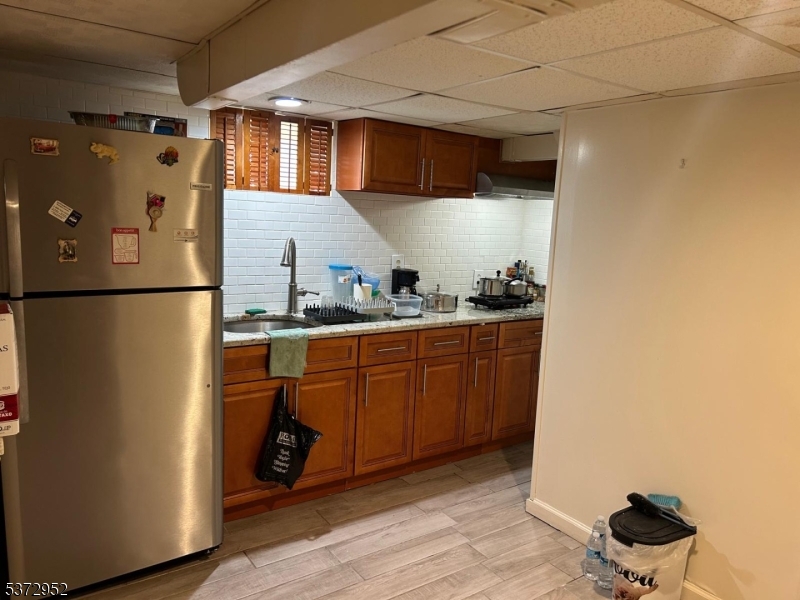 2253 Vauxhall Road Union, NJ 07083 - Photo 38 of 44