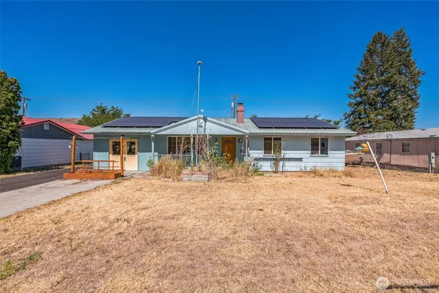 $250,000 | 1124 Camas Street, Coulee Dam, WA 99116