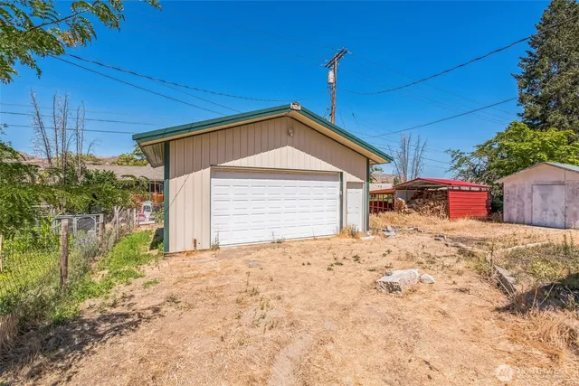 $250,000 | 1124 Camas Street, Coulee Dam, WA 99116