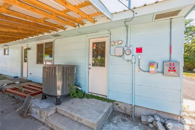 $250,000 | 1124 Camas Street, Coulee Dam, WA 99116