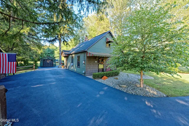 $389,000 | 7373 Church Road, Guilderland, NY 12306