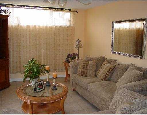 8195 Severn Drive, Unit B Boca Raton, FL 33433 - Photo 3 of 16 Additional Photo