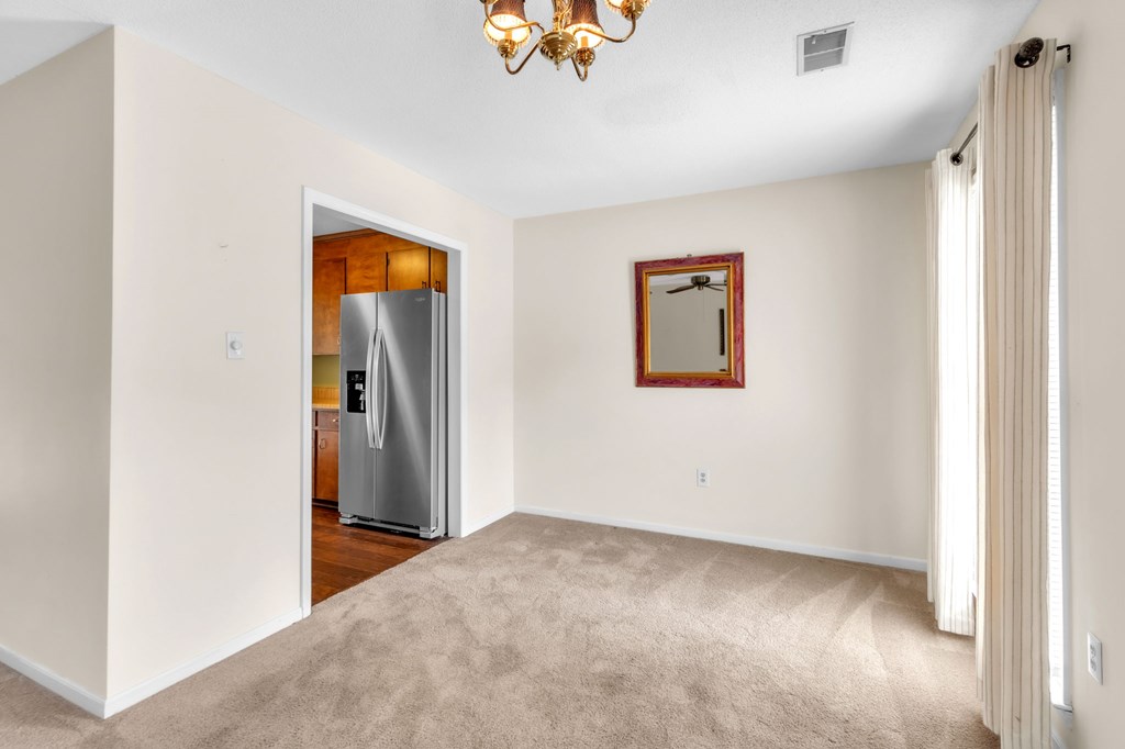 1291 Calhoun Road Greenwood, SC 29649 - Photo 12 of 27