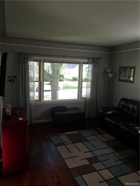 2208 Ridgemont Road Grosse Pointe Woods, MI 48236 - Photo 4 of 21