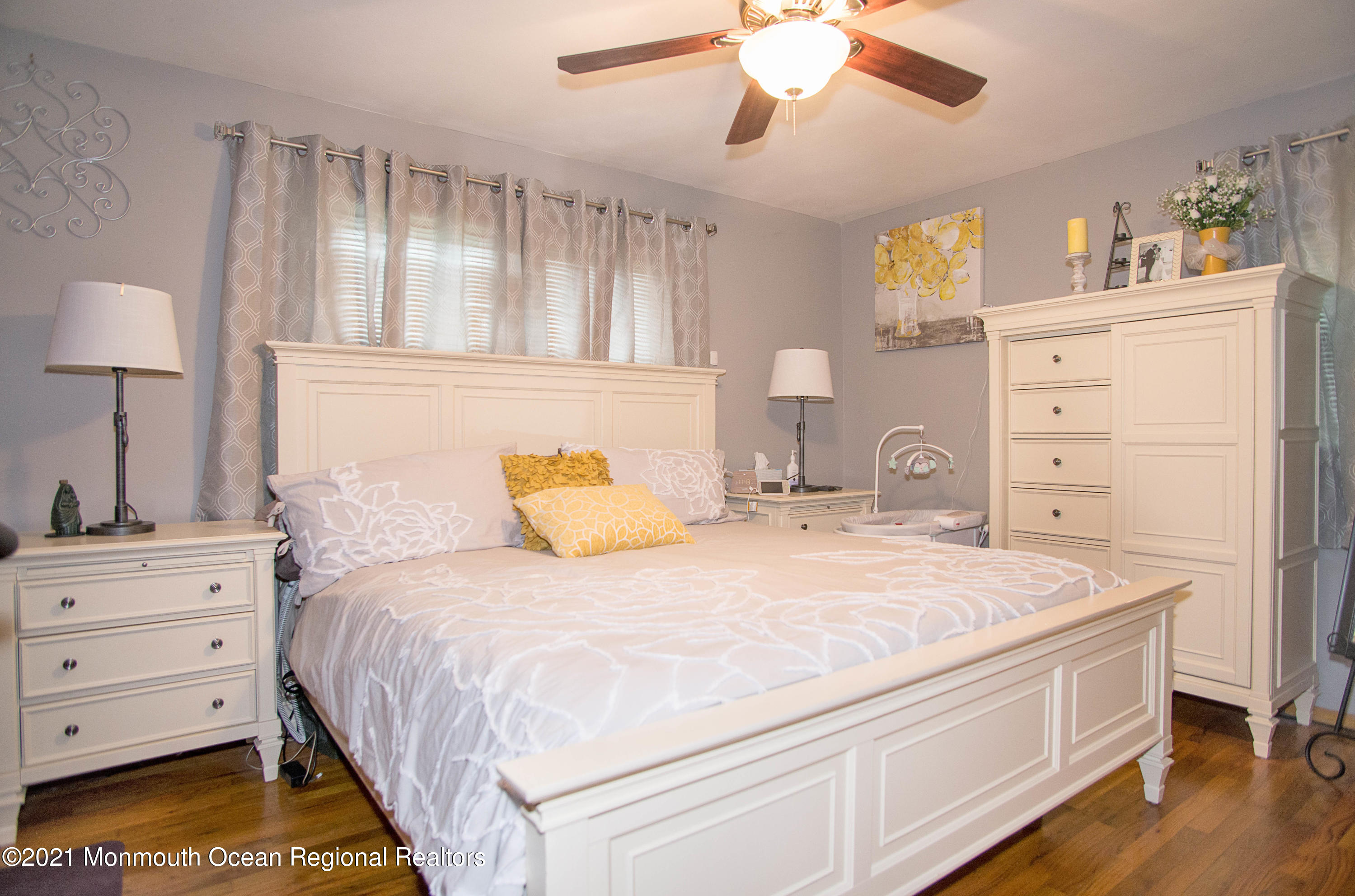 37 Heather Road Toms River, NJ 08753 - Photo 12 of 18 _RMJ9480 master bedroom