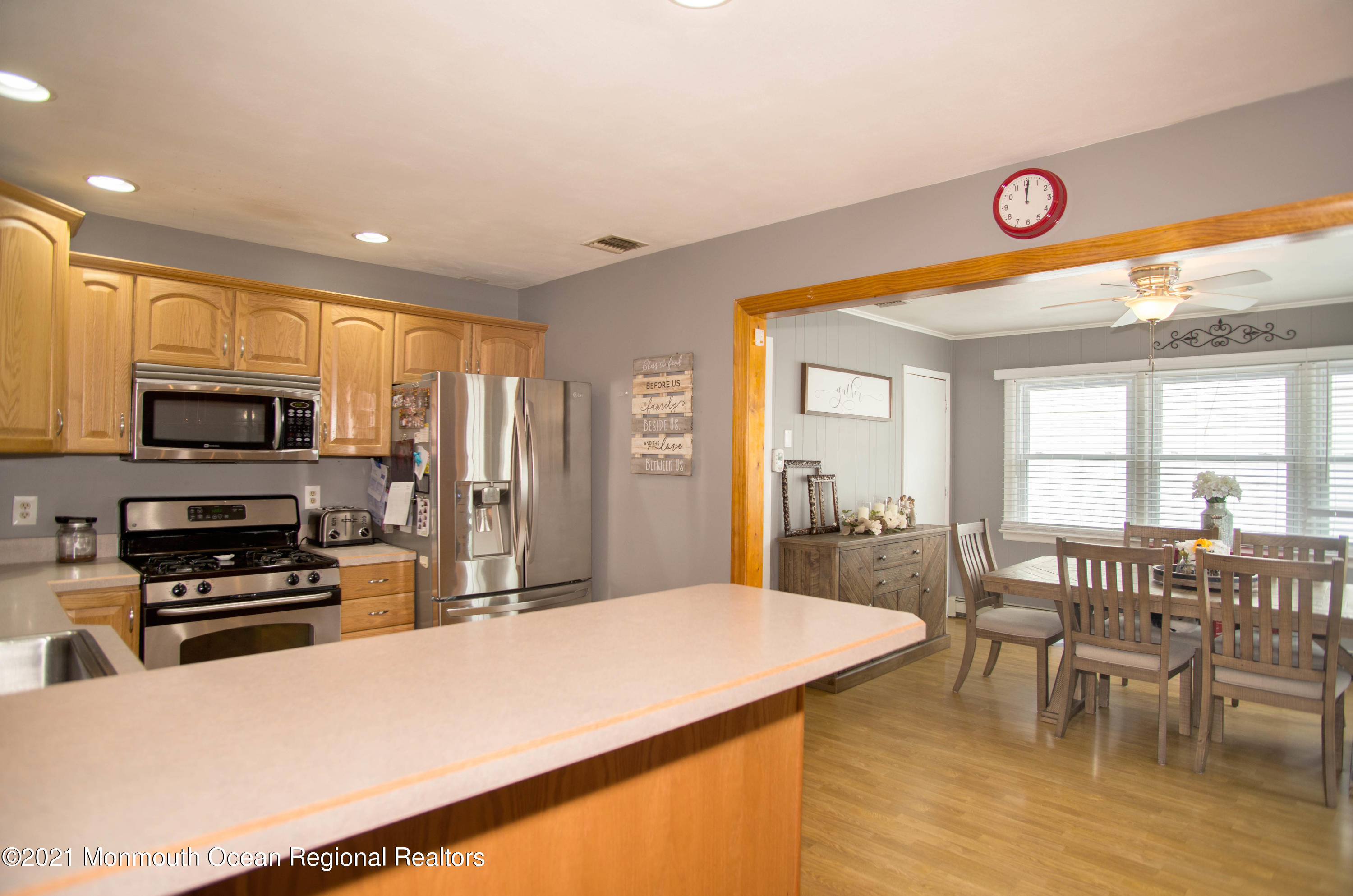 37 Heather Road Toms River, NJ 08753 - Photo 10 of 18 _RMJ9499 kitchen