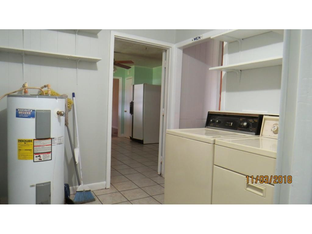 14253 Sandy Ridge Road Coeburn, VA 24230 - Photo 27 of 36 Laundry Room