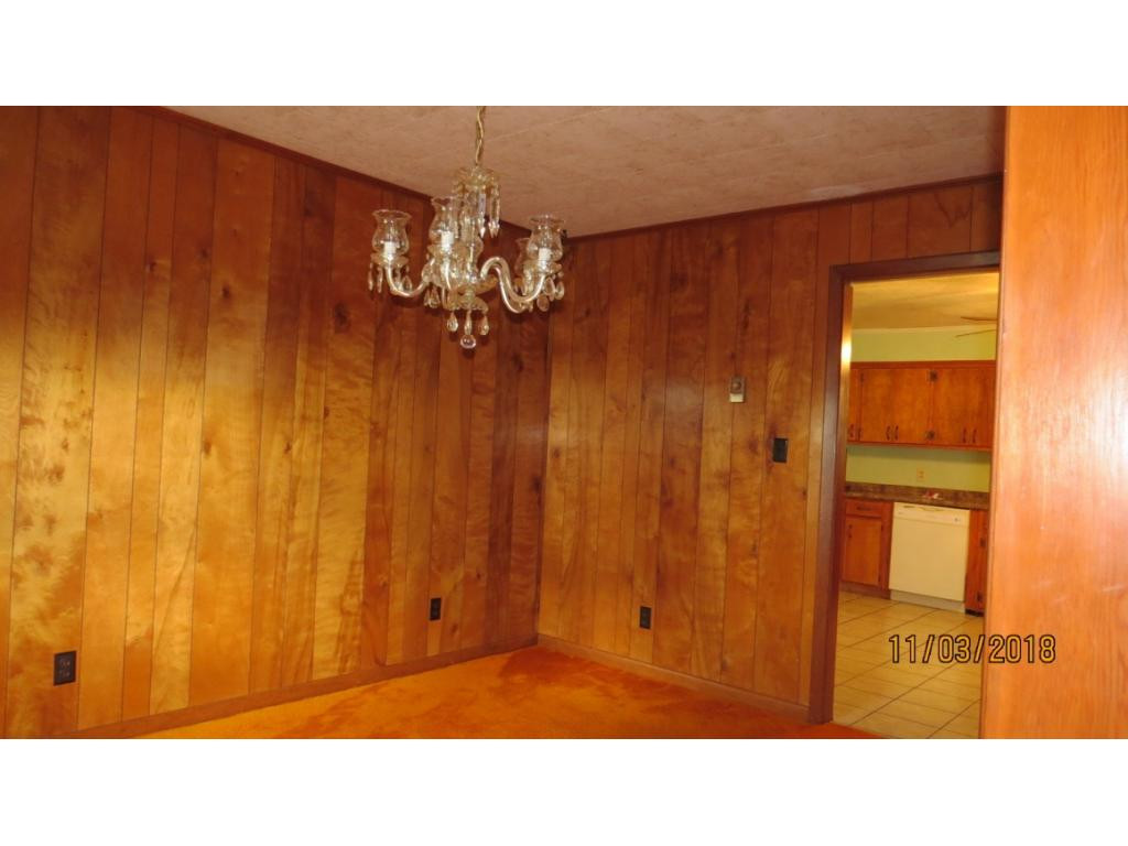 14253 Sandy Ridge Road Coeburn, VA 24230 - Photo 8 of 36 Dining Room