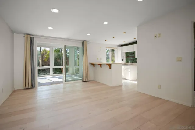 $15,000 | 2351 Calle Corta, La Jolla, CA 92037