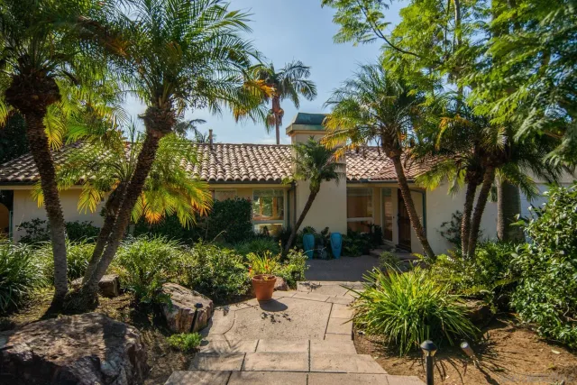 $15,000 | 2351 Calle Corta, La Jolla, CA 92037