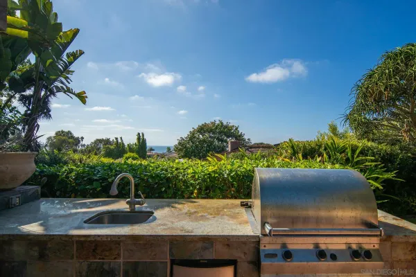 $15,000 | 2351 Calle Corta, La Jolla, CA 92037